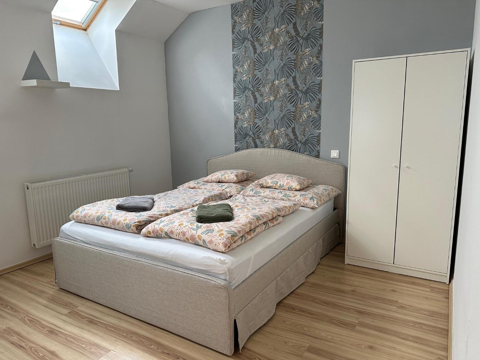 Arviz Apartman Seghedin Exterior foto