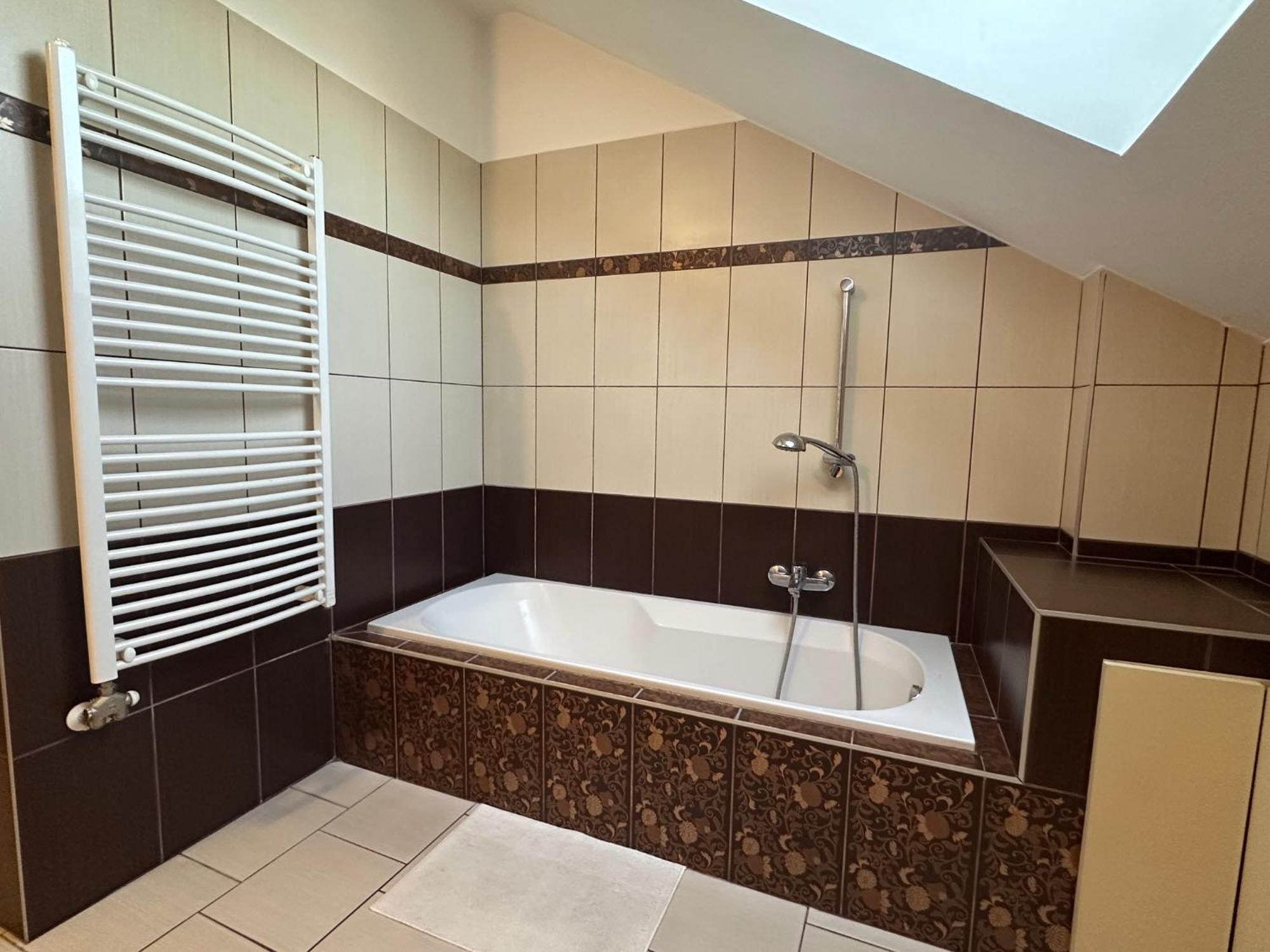 Arviz Apartman Seghedin Exterior foto